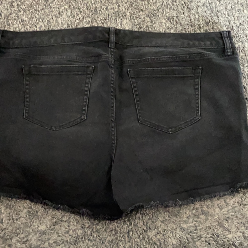Plus Size Shorts - Picture 5 of 6